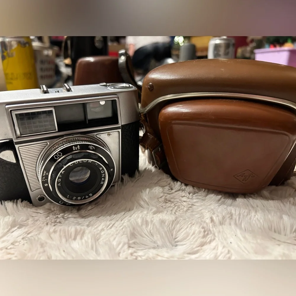 Antique vintage cameras from Germany, Japan, Russia, and USA